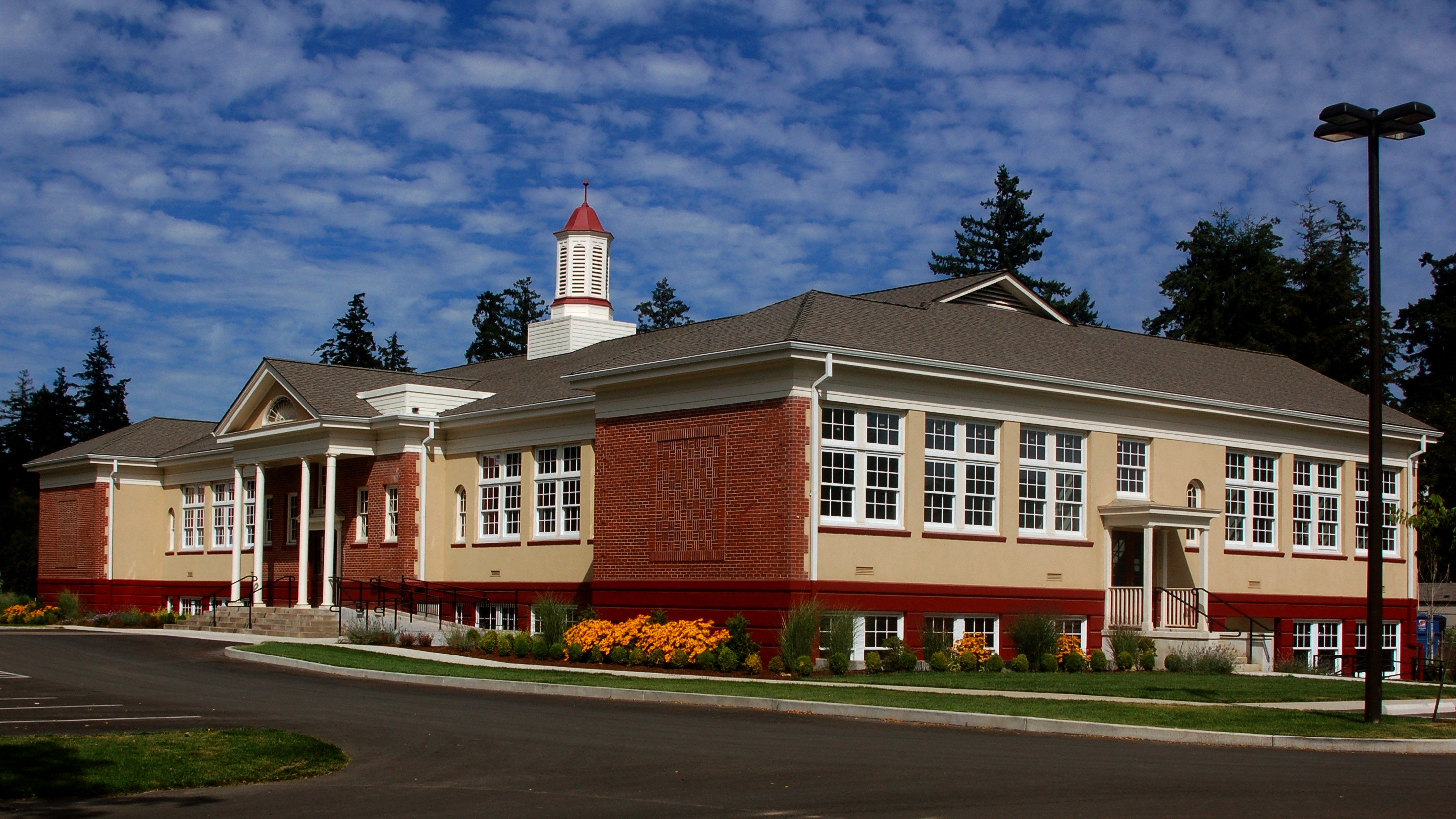 Childrens Farm Home Old School